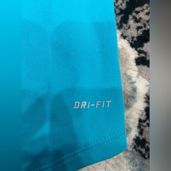 DRI-FIT  - woman’s small long sleeve turtleneck - Picture 5 of 6